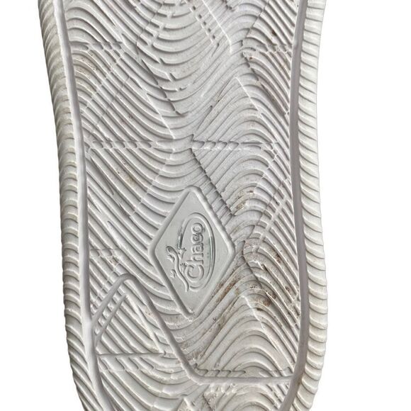 Chaco White Chillos Slide Sandals 8 - Picture 6 of 8
